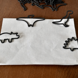 Dinozor Figürlü Kitap Ayracı ve Ataç Seti – 3D Baskı Karışık Desen - Siyah