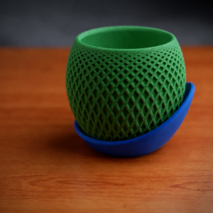 Küre Saksı – 3D Baskı Kafes Dokulu İki Parçalı Dekoratif Saksı - Yeşil-Mavi