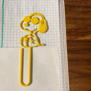 Gözlüklü Sevimli Köpek Figürlü Kitap Ayracı – 3D Baskı - Sarı