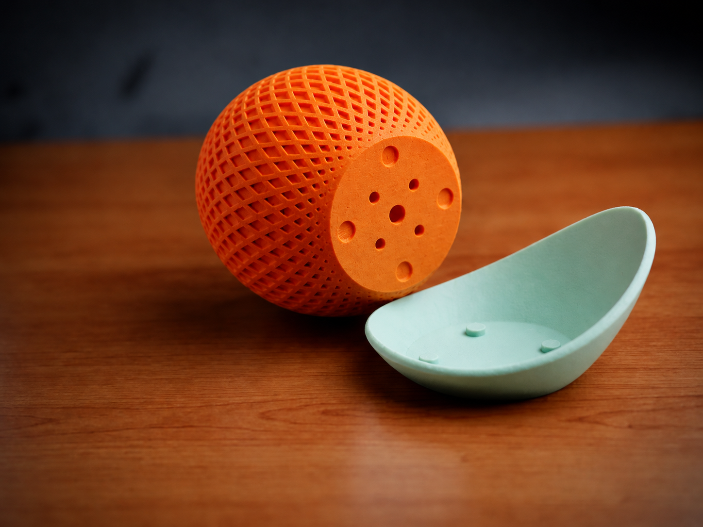 Küre Saksı – 3D Baskı Kafes Dokulu İki Parçalı Dekoratif Saksı - Turuncu-Mint - Görsel 2