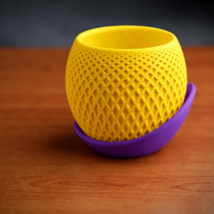 Küre Saksı – 3D Baskı Kafes Dokulu İki Parçalı Dekoratif Saksı - Sarı-Mor