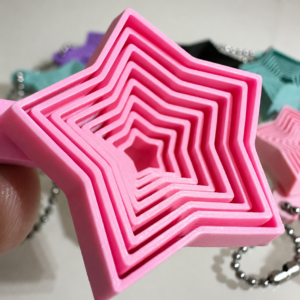 Yıldız Fidget Anahtarlık – Hareketli Stres Oyuncağı ve Çanta Aksesuarı-Pembe