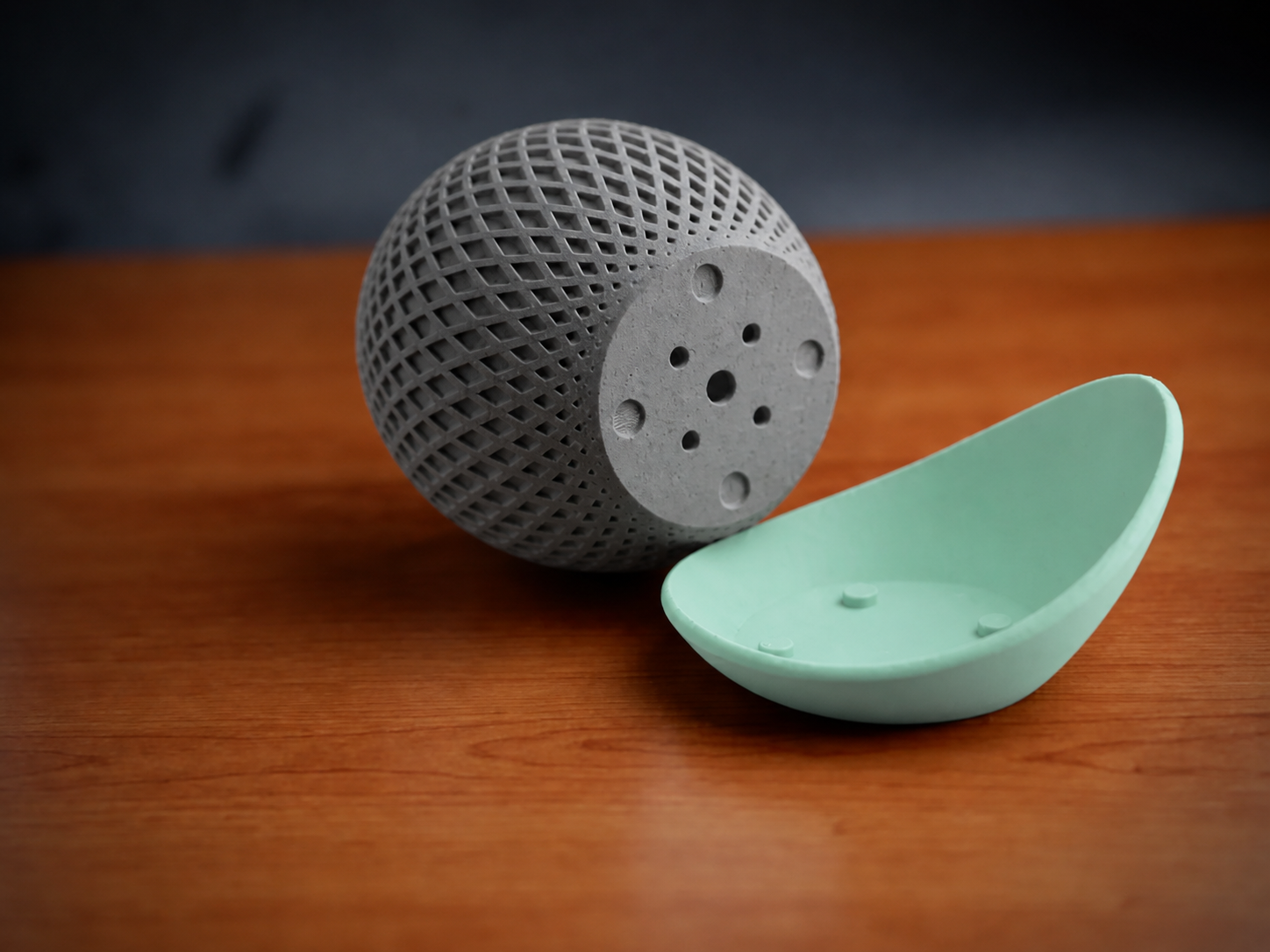Küre Saksı – 3D Baskı Kafes Dokulu İki Parçalı Dekoratif Saksı - Gri-Mint - Görsel 2