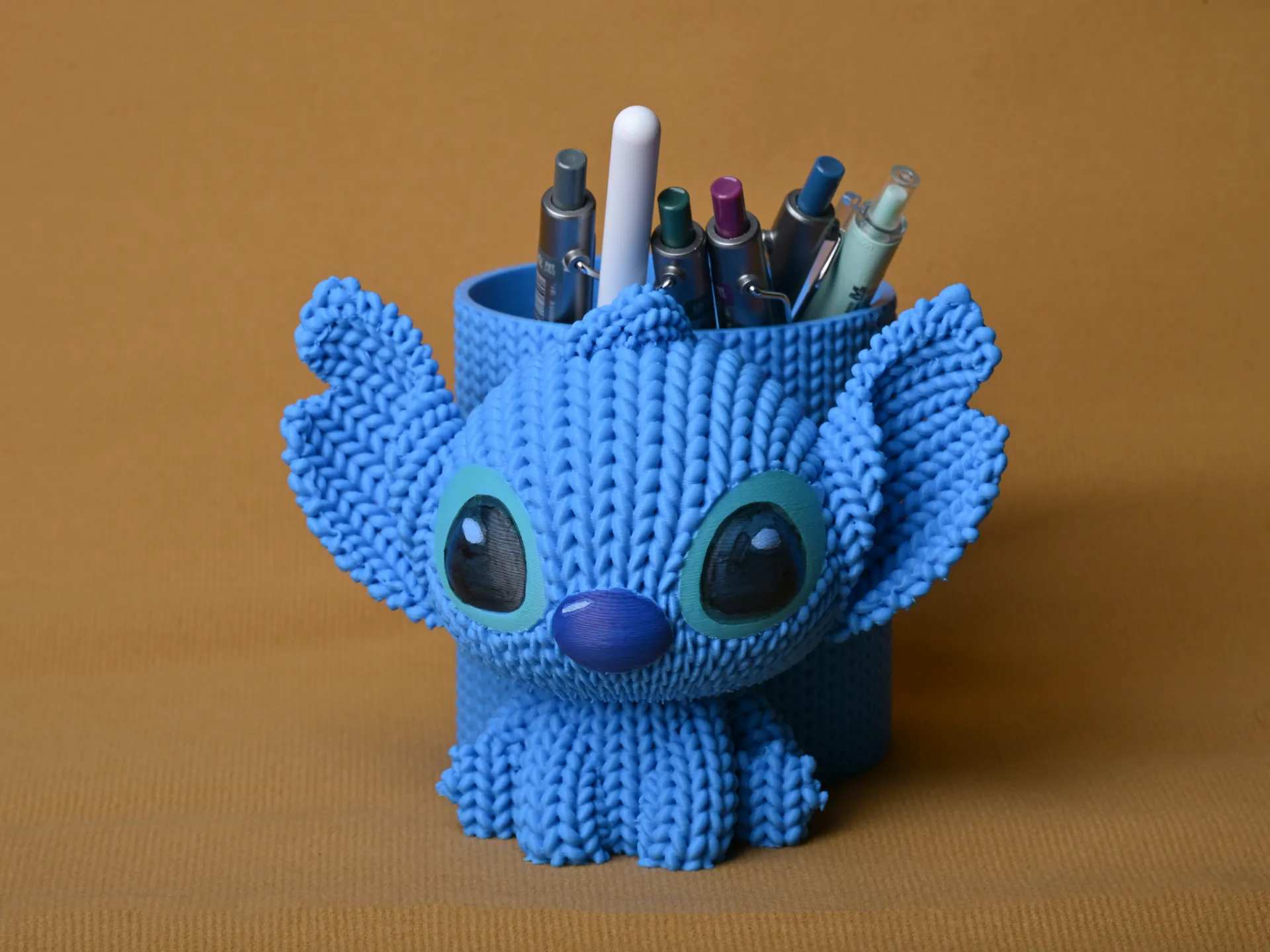 Knitted Kalemlik – 3D Baskı Sevimli Karakterli Masaüstü Kalem Organizeri-Mavi