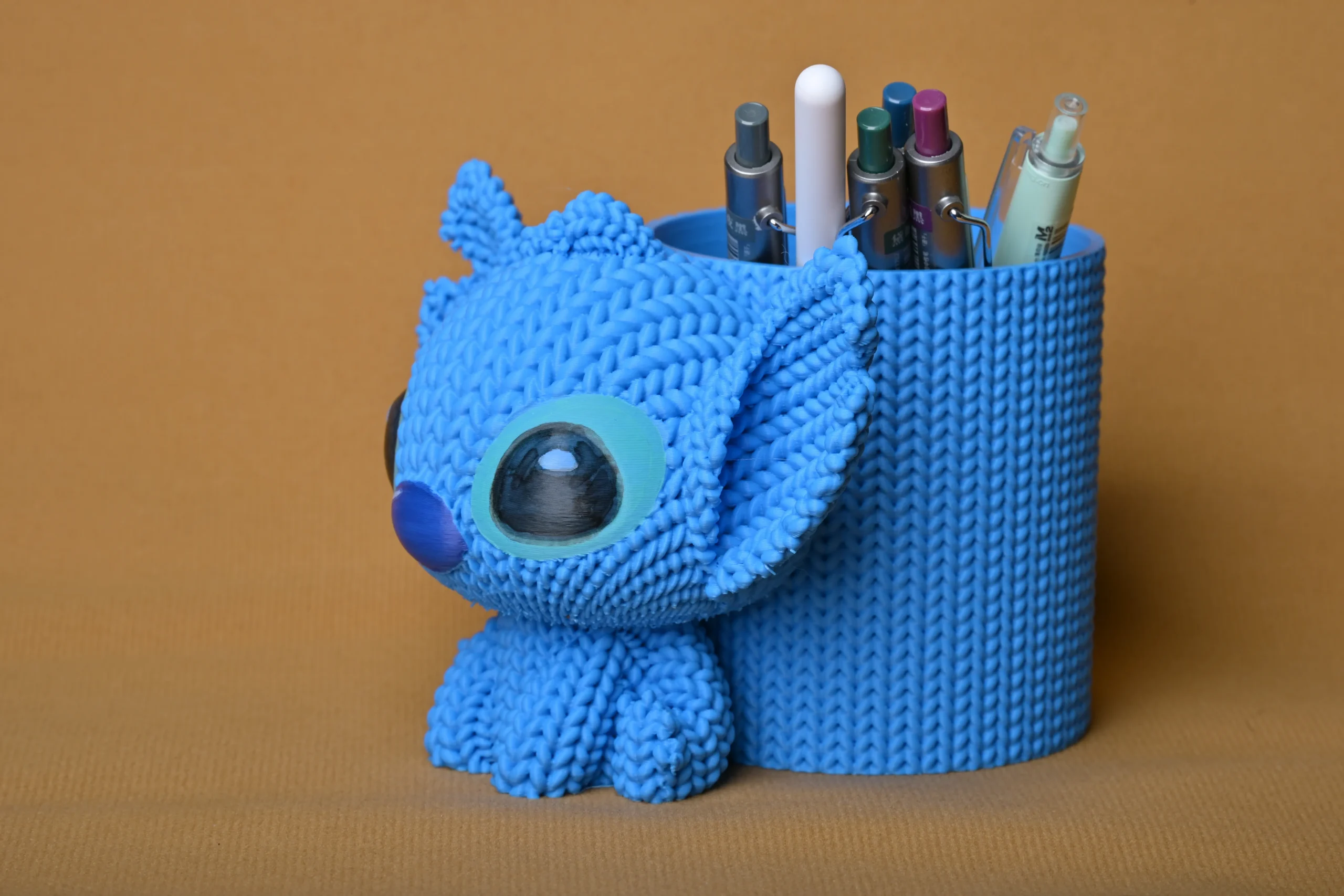 Knitted Kalemlik – 3D Baskı Sevimli Karakterli Masaüstü Kalem Organizeri-Mavi - Görsel 3