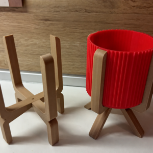 Ayaklı Çizgili Saksı – 3D Baskı Bej Standlı Dekoratif Saksı - Kırmızı