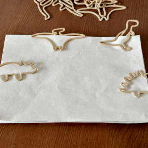 Dinozor Figürlü Kitap Ayracı ve Ataç Seti – 3D Baskı Karışık Desen - Bej