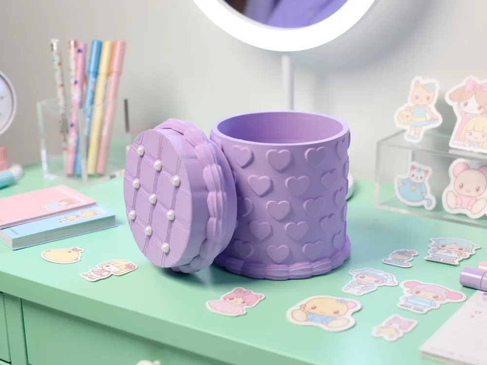 Kabartma Kalp Desenli Kapaklı Kalemlik – 3D Baskı Masaüstü Organizer - Mor