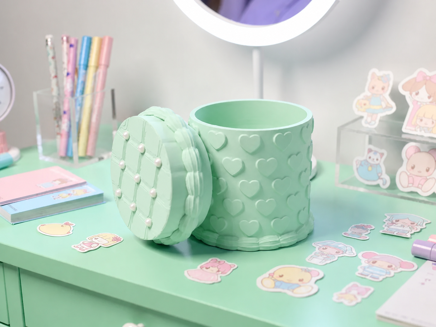 Kabartma Kalp Desenli Kapaklı Kalemlik – 3D Baskı Masaüstü Organizer - Mint