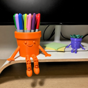 Hareketli Gülen Kalemlik – 3D Baskı Eklemli Masaüstü Organizer - Turuncu