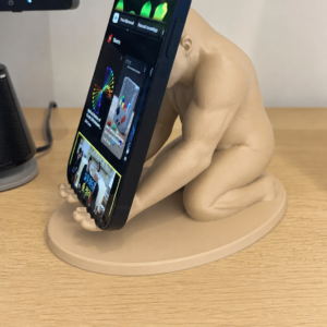 Goril Telefon Tutucu – 3D Baskı Kaslı Goril Masaüstü Telefon Standı-Bej