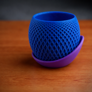 Küre Saksı – 3D Baskı Kafes Dokulu İki Parçalı Dekoratif Saksı - Mavi-Mor
