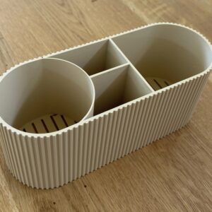 Yivli Oval Masaüstü Düzenleyici Bölmeli Bulaşık Fırçası Sünger Standı Süzdürmeli Lavabo Bej – 3D Baskı